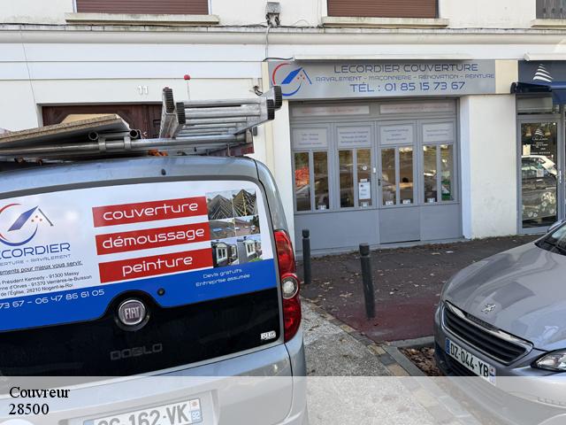 Couvreur 28500